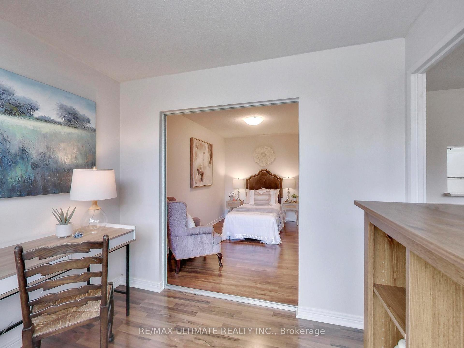 Photo 11 of Unit 101, 30 Wilson Street, Markham, Old Markham Village — HOMEH