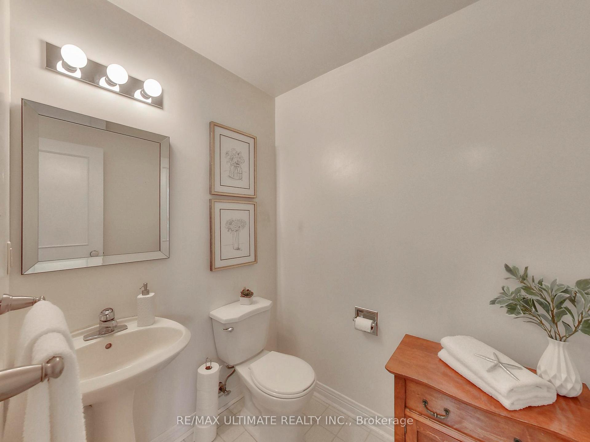 Photo 15 of Unit 101, 30 Wilson Street, Markham, Old Markham Village — HOMEH