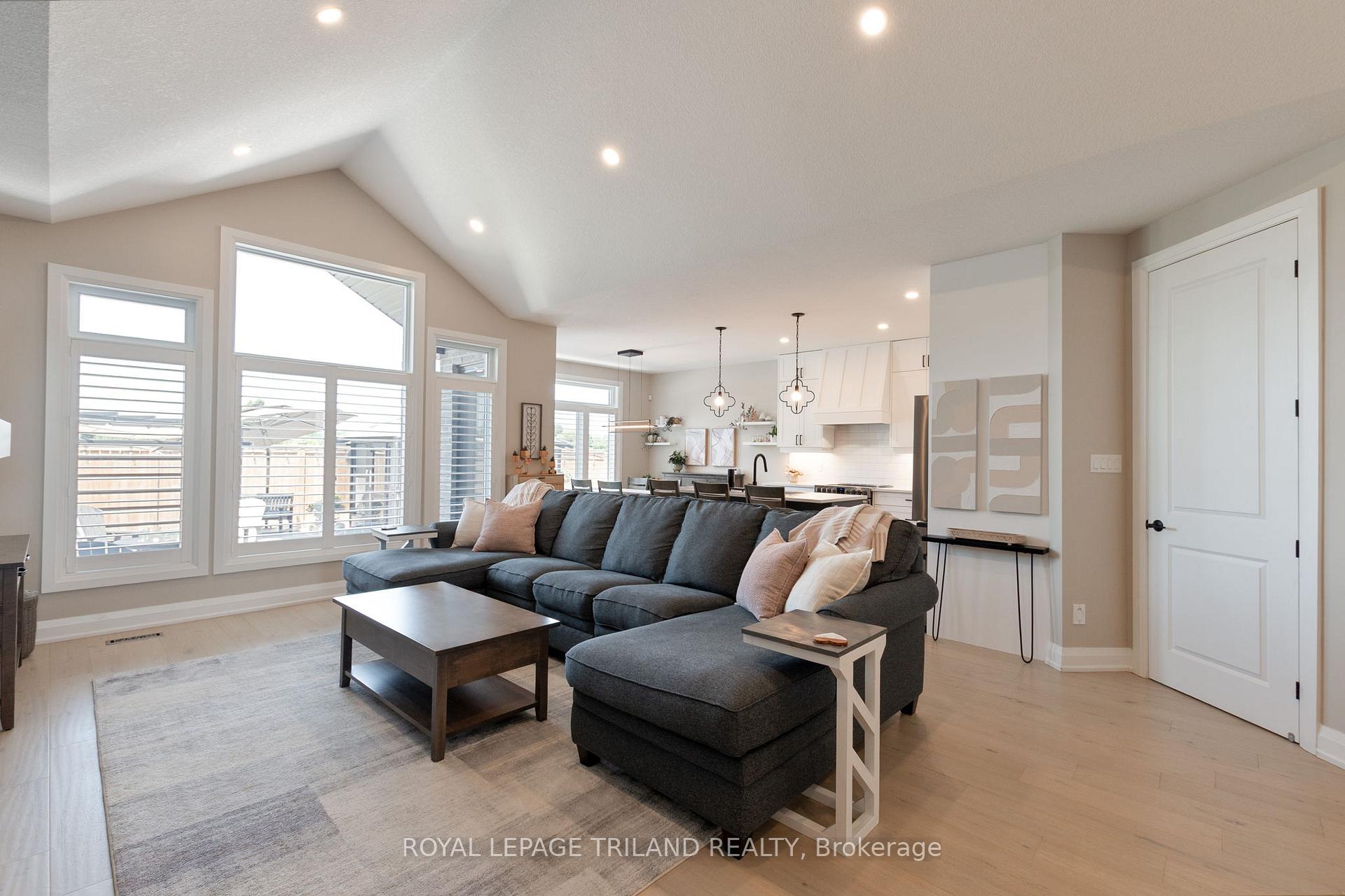 Photo 6 of Unit 57, 383 Daventry Way, Middlesex Centre, Rural Middlesex Centre — HOMEH