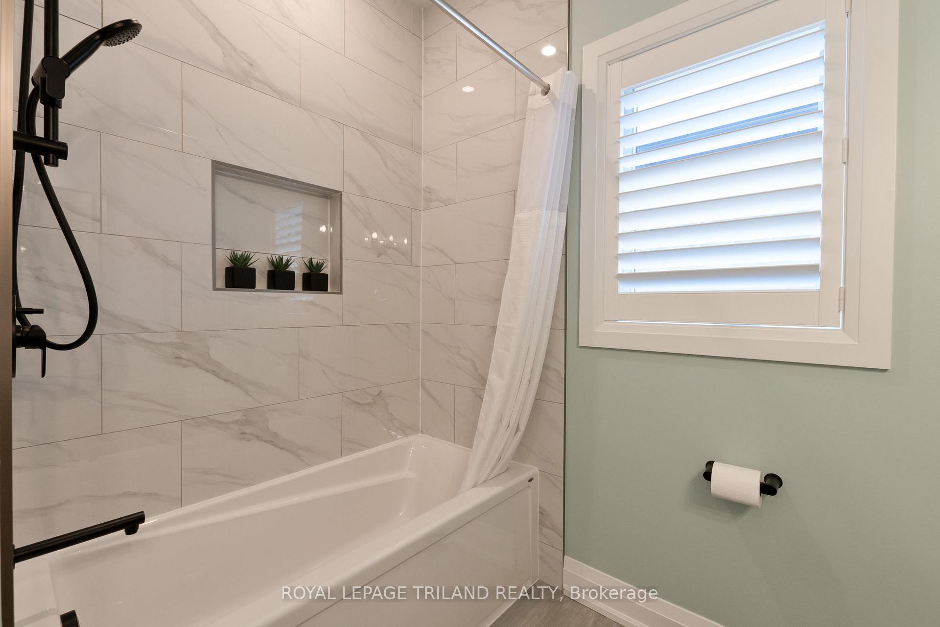 Photo 25 of Unit 57, 383 Daventry Way, Middlesex Centre, Rural Middlesex Centre — HOMEH