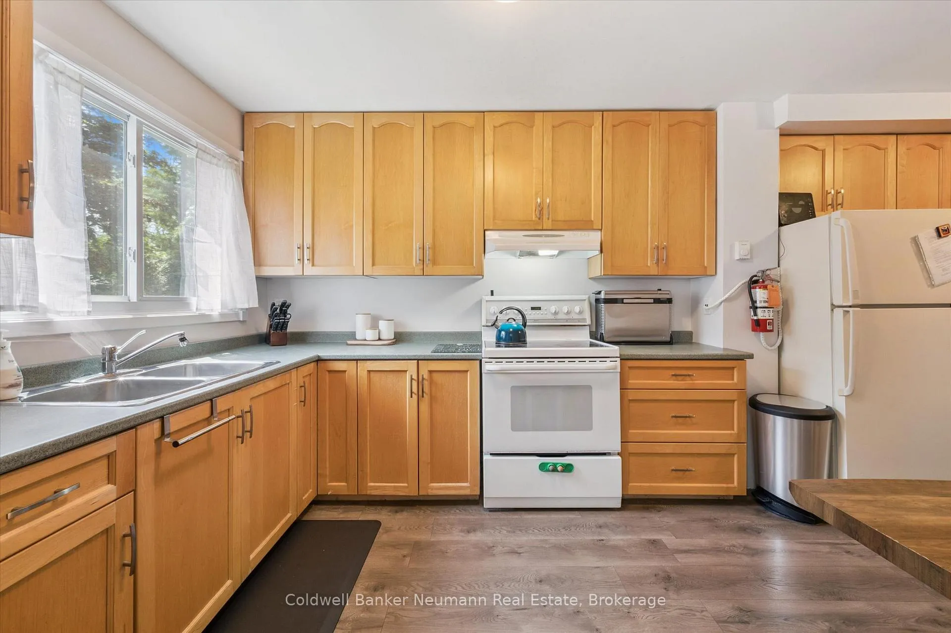 Photo 8 of Unit 14, 453 Albert Street, Waterloo — HOMEH