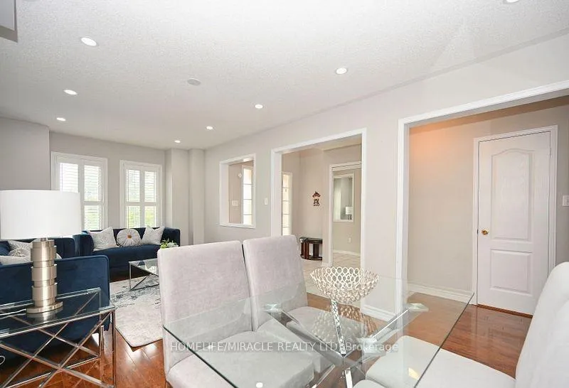 Photo 11 of 13 Galveston Crescent, Brampton, Fletcher's Meadow — HOMEH