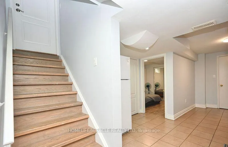 Photo 20 of 13 Galveston Crescent, Brampton, Fletcher's Meadow — HOMEH
