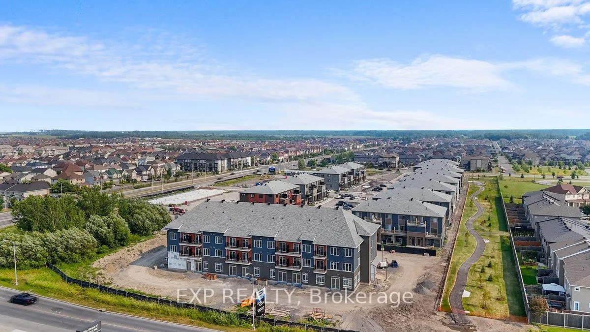 Photo 4 of Unit 3205, 2370 Tenth Line Road, Ottawa, Avalon West — HOMEH