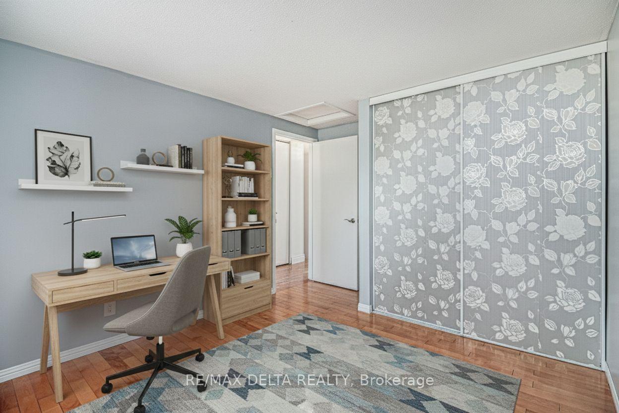 Photo 20 of 1345 Cedarcroft Crescent, Ottawa, Pineview — HOMEH