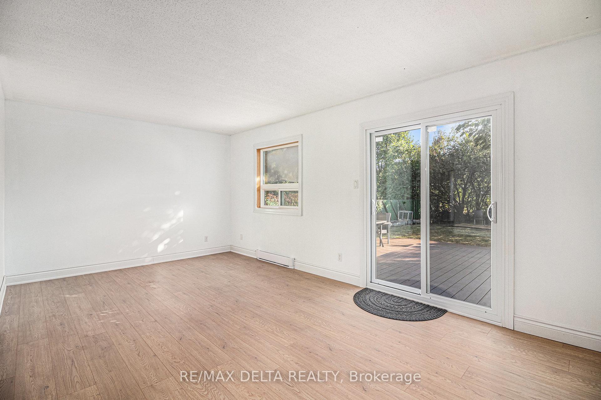 Photo 28 of 1345 Cedarcroft Crescent, Ottawa, Pineview — HOMEH