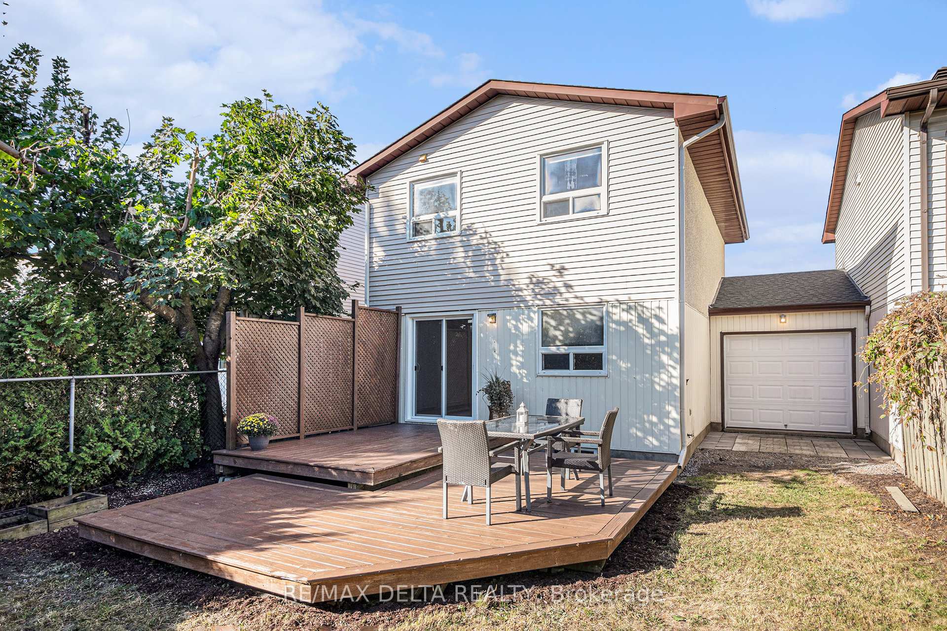 Photo 32 of 1345 Cedarcroft Crescent, Ottawa, Pineview — HOMEH