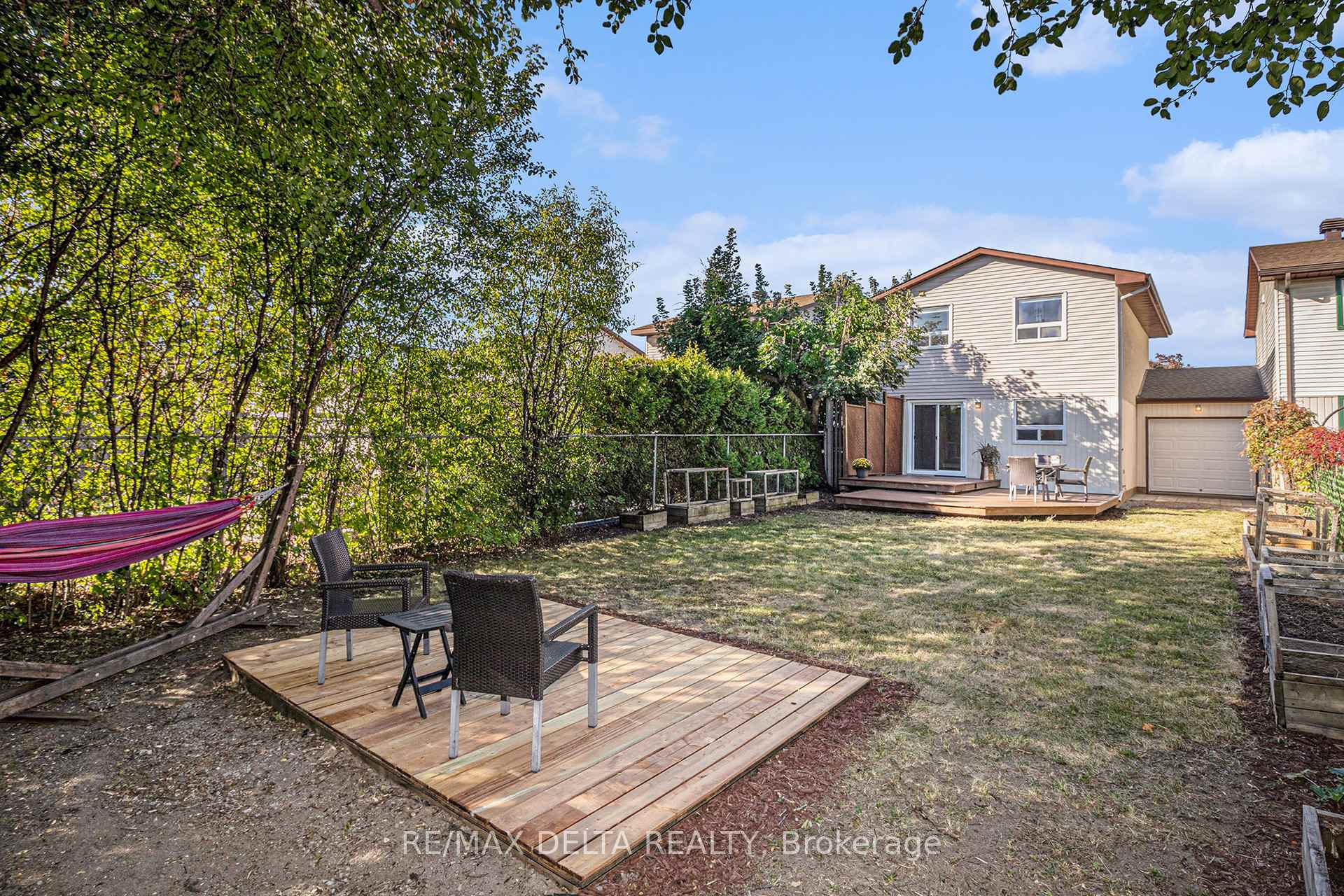 Photo 34 of 1345 Cedarcroft Crescent, Ottawa, Pineview — HOMEH