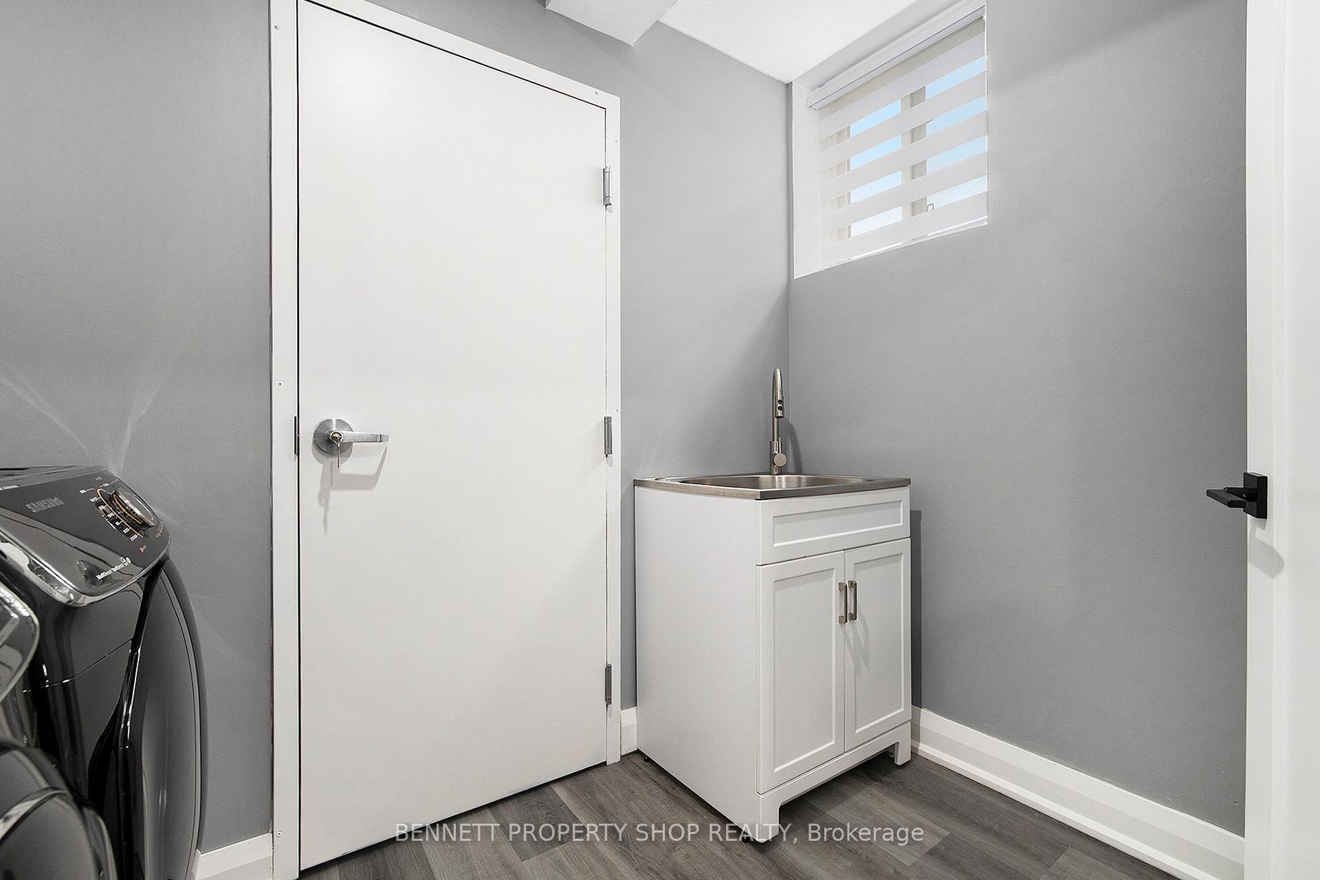 Photo 17 of Unit B, 1383 Maxime Street, Ottawa, Pineview — HOMEH