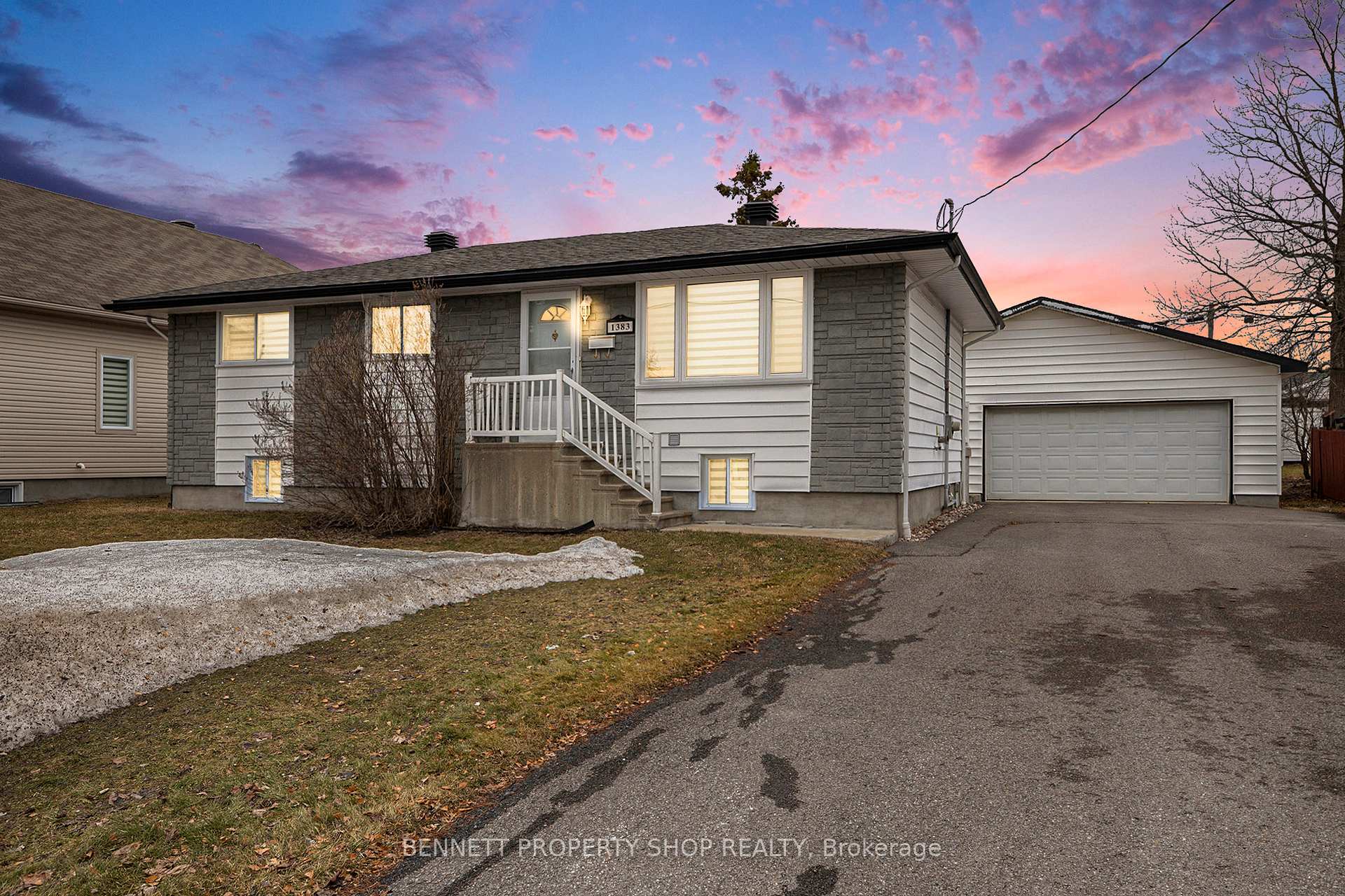 Photo 20 of Unit B, 1383 Maxime Street, Ottawa, Pineview — HOMEH