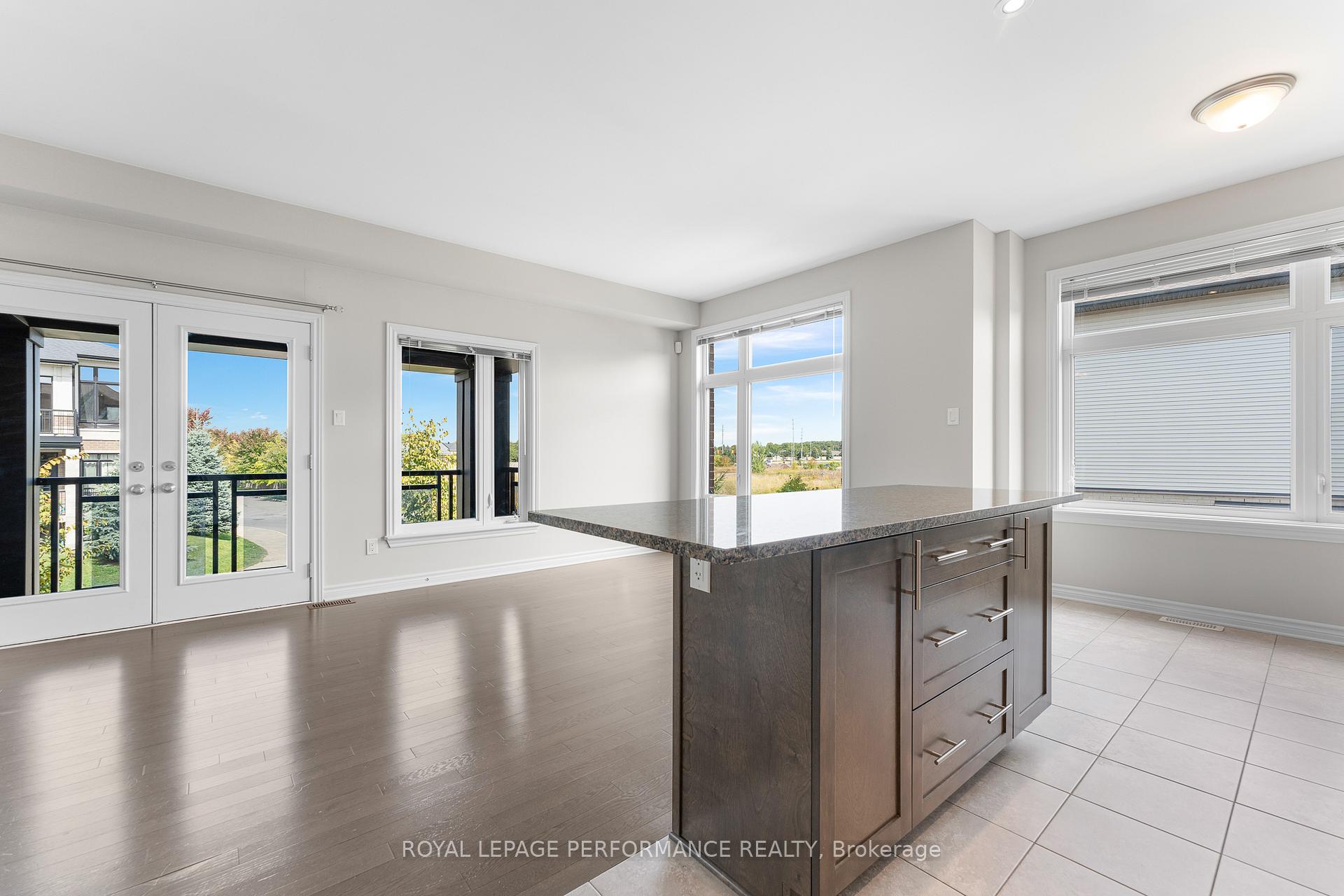 Photo 29 of 96 Stockholm Private, Ottawa, Riverside South/Gloucester Glen — HOMEH