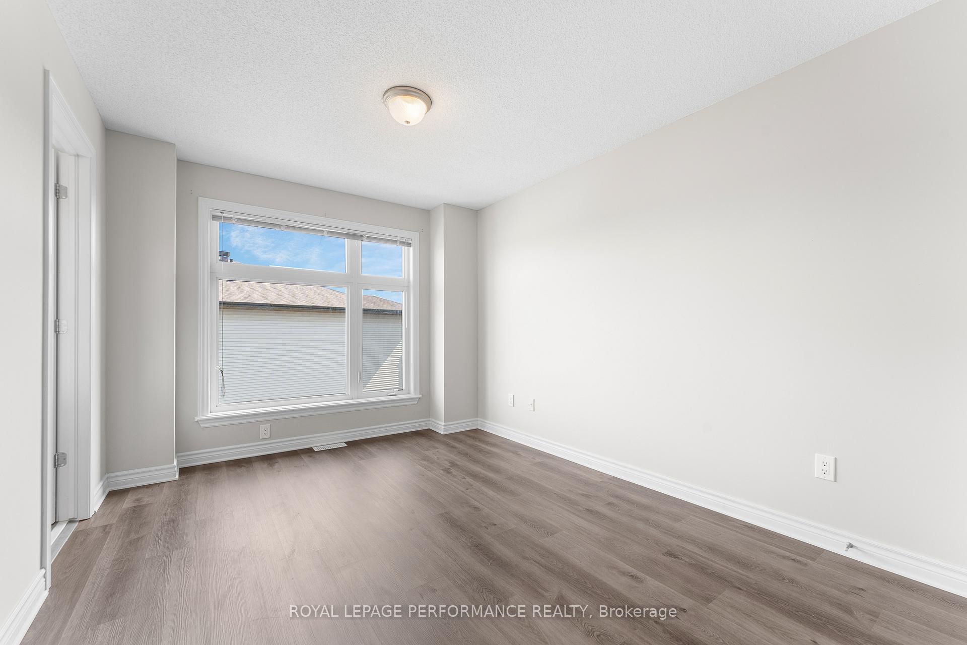 Photo 26 of 96 Stockholm Private, Ottawa, Riverside South/Gloucester Glen — HOMEH