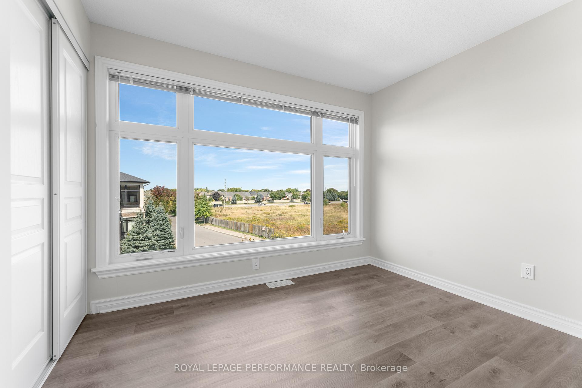Photo 34 of 96 Stockholm Private, Ottawa, Riverside South/Gloucester Glen — HOMEH