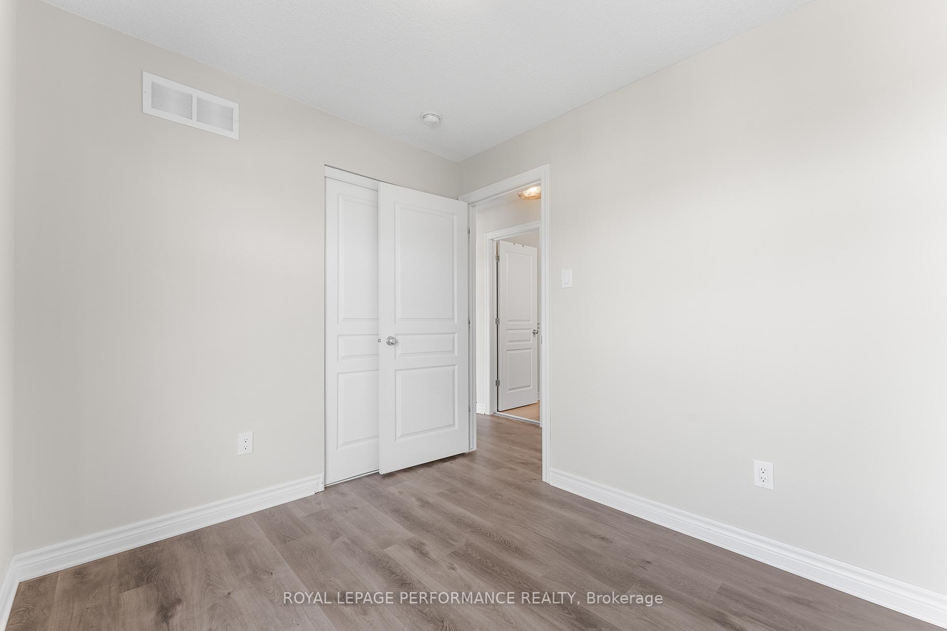 Photo 35 of 96 Stockholm Private, Ottawa, Riverside South/Gloucester Glen — HOMEH
