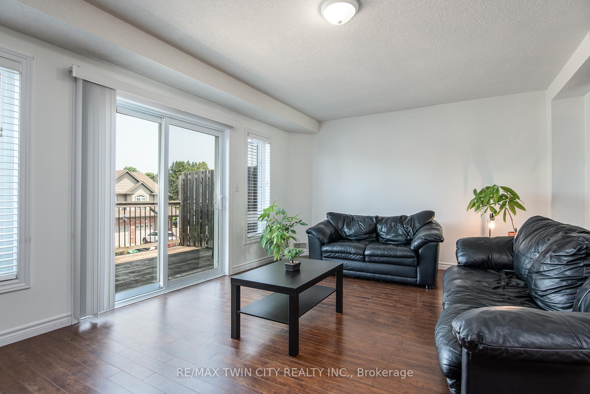 Photo 4 of Unit 22B, 975 Strasburg Road, Kitchener — HOMEH
