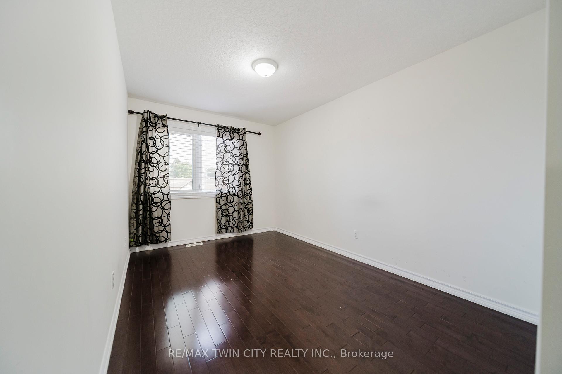 Photo 25 of Unit 22B, 975 Strasburg Road, Kitchener — HOMEH