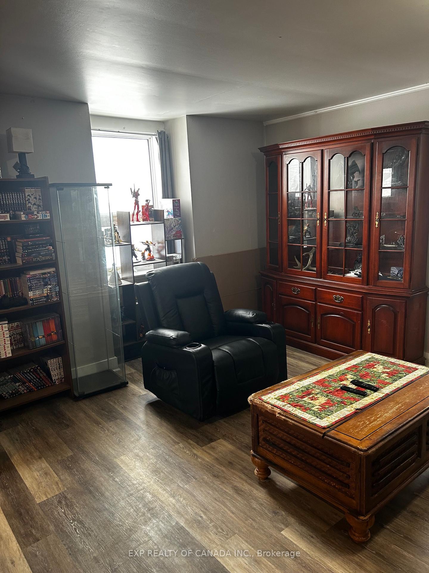 Photo 16 of 206 Eleventh Avenue, Cochrane — HOMEH