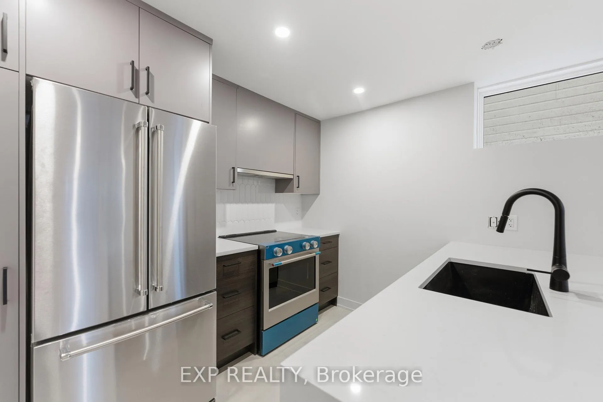 Photo 5 of Unit #C, 514 Roosevelt Avenue, Ottawa, McKellar/Highland — HOMEH