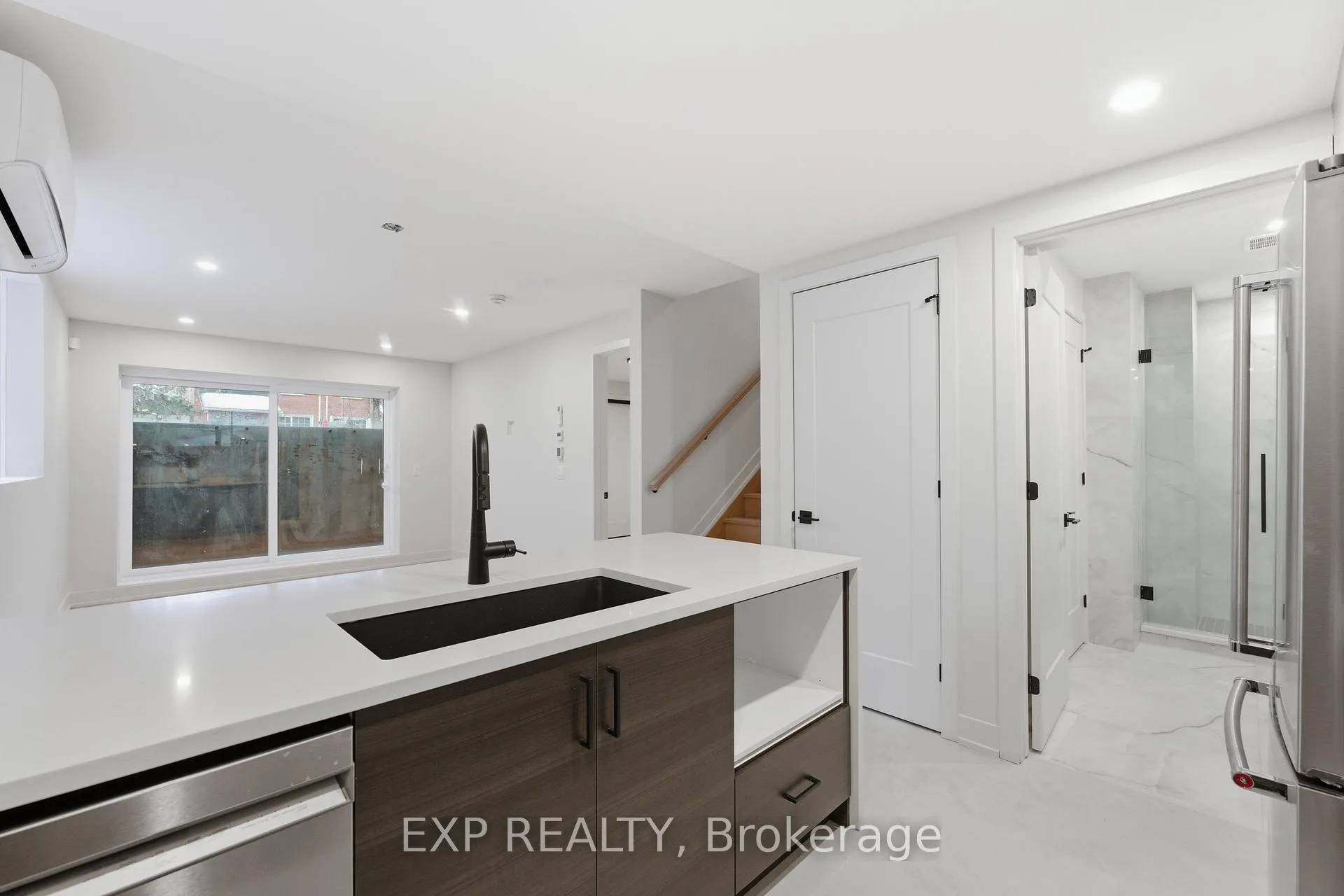 Photo 7 of Unit #C, 514 Roosevelt Avenue, Ottawa, McKellar/Highland — HOMEH