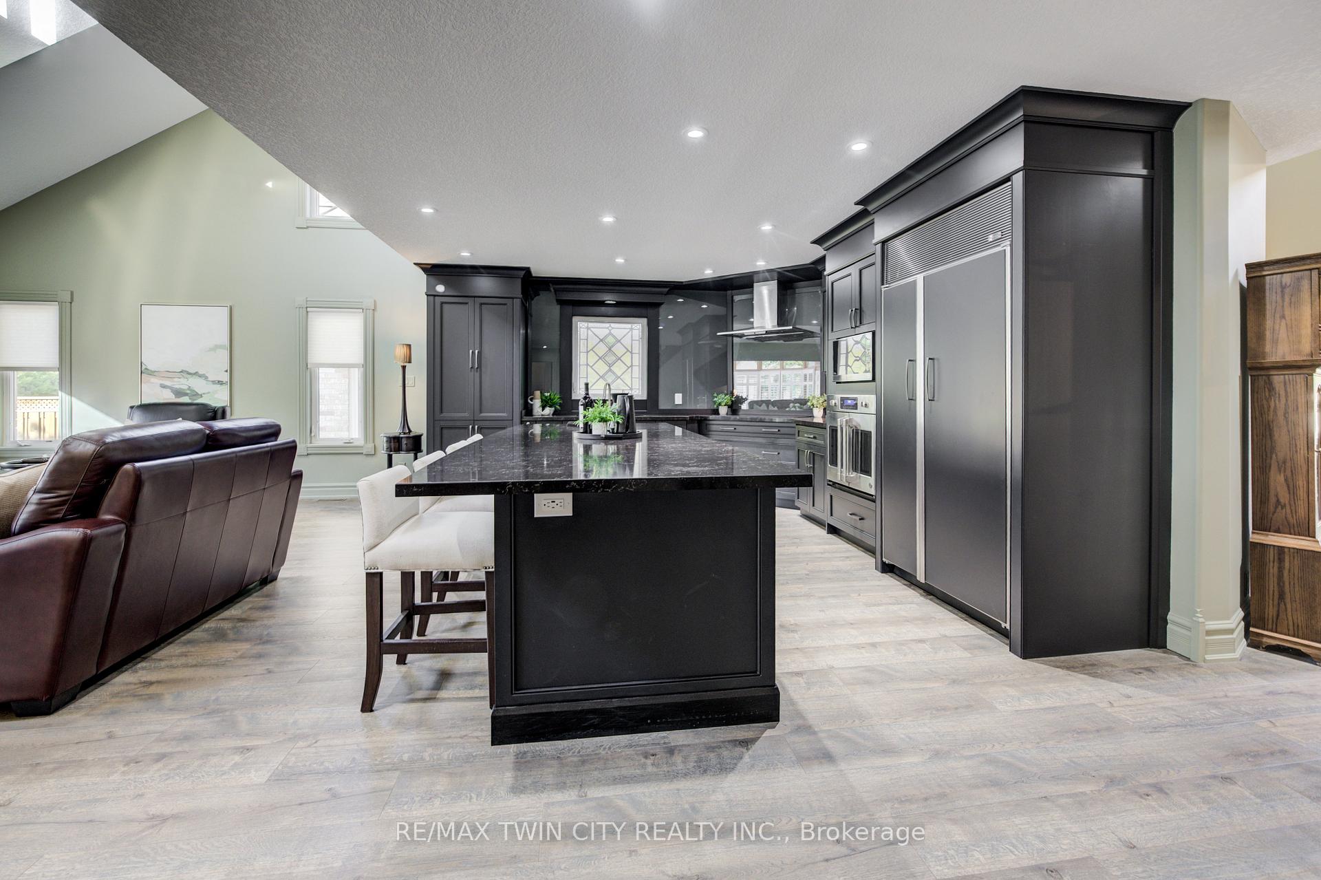 Photo 15 of Unit 9G, 350 Doon Valley Drive, Kitchener, Lower Doon — HOMEH