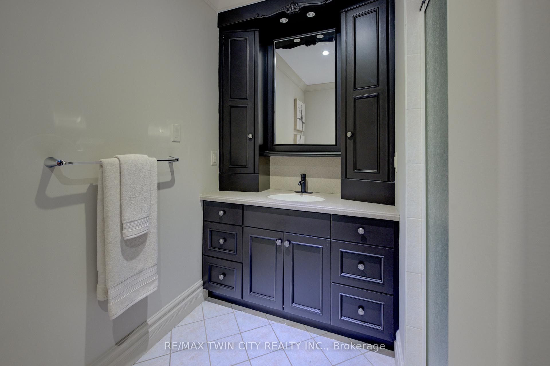 Photo 26 of Unit 9G, 350 Doon Valley Drive, Kitchener, Lower Doon — HOMEH