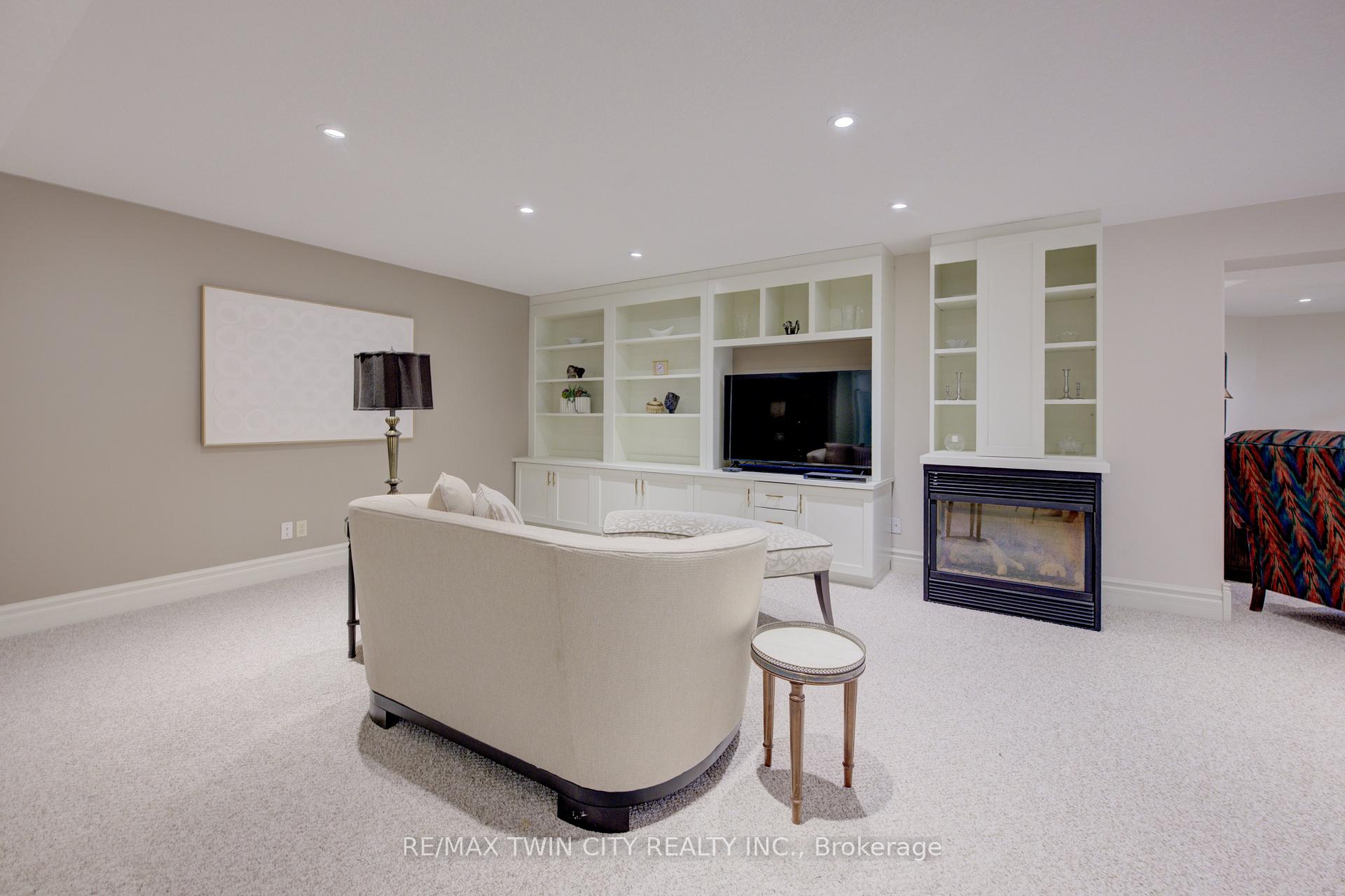 Photo 39 of Unit 9G, 350 Doon Valley Drive, Kitchener, Lower Doon — HOMEH