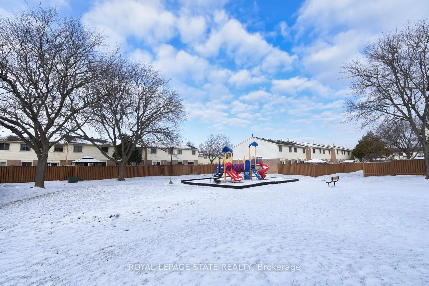 Photo 8 of Unit 73, 150 Gateshead Crescent, Hamilton, Stoney Creek — HOMEH