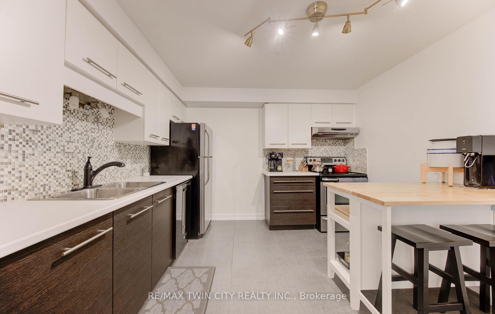 Photo 5 of Unit 211, 35 Green Valley Drive, Kitchener — HOMEH