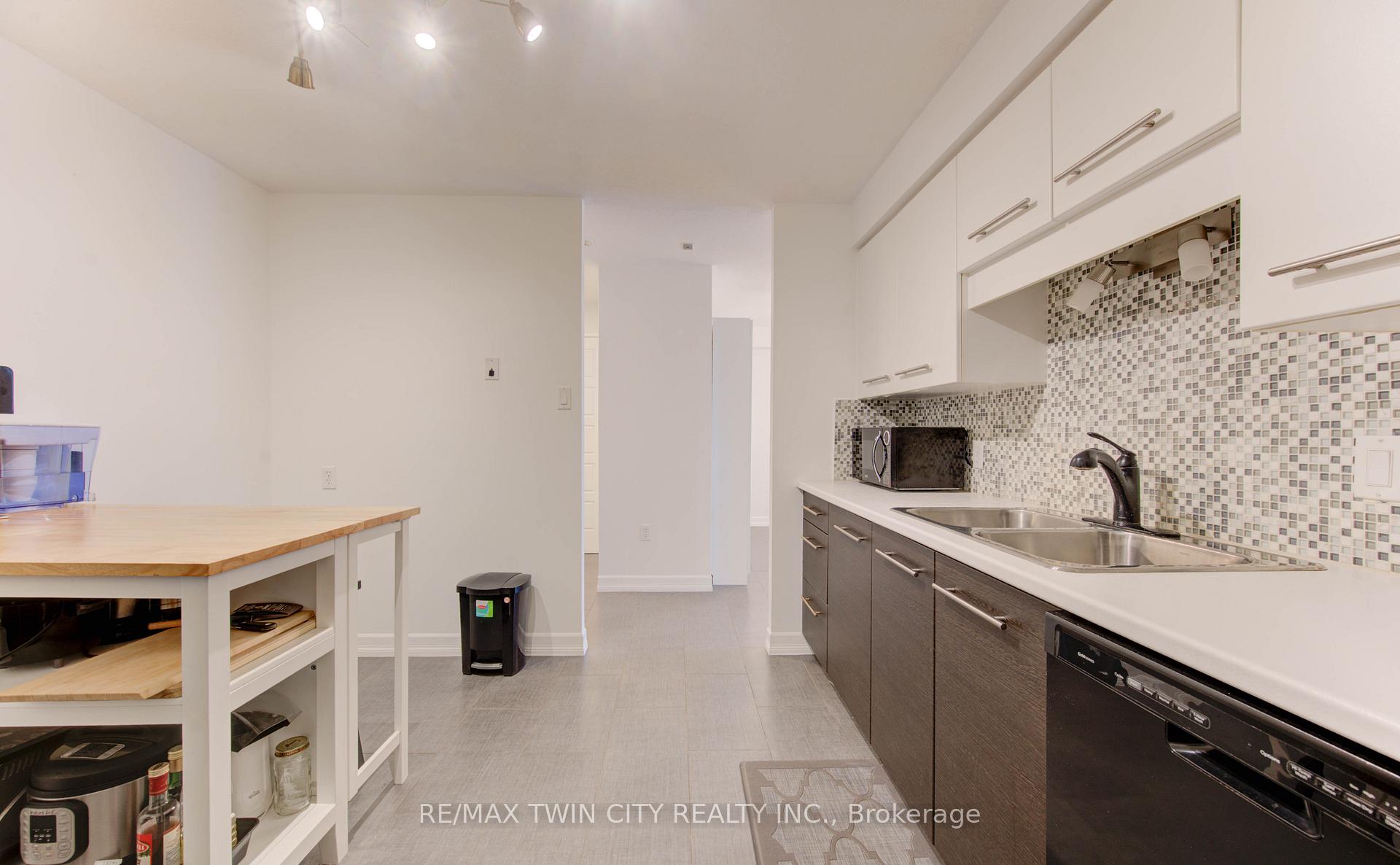 Photo 7 of Unit 211, 35 Green Valley Drive, Kitchener — HOMEH