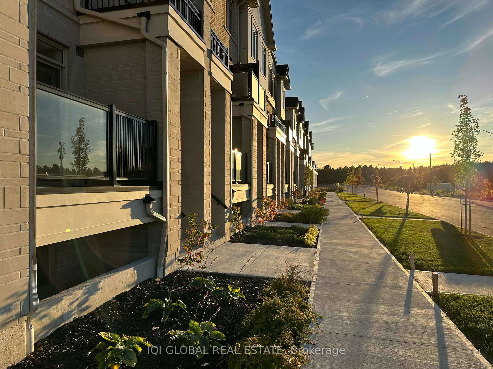 Photo 1 of Unit 109, 1655 Palmers Sawmill Road, Pickering, Duffin Heights — HOMEH