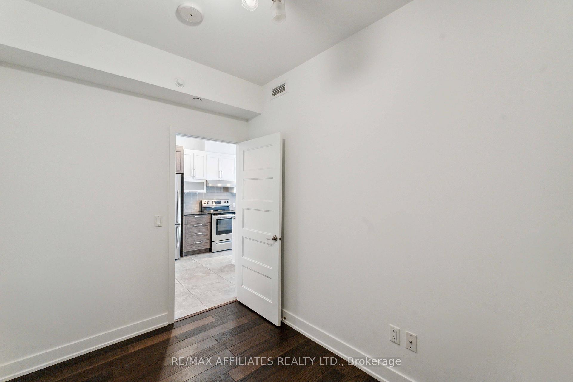 Photo 13 of Unit 1103, 200 Inlet Private, Ottawa, Chatelaine Village — HOMEH