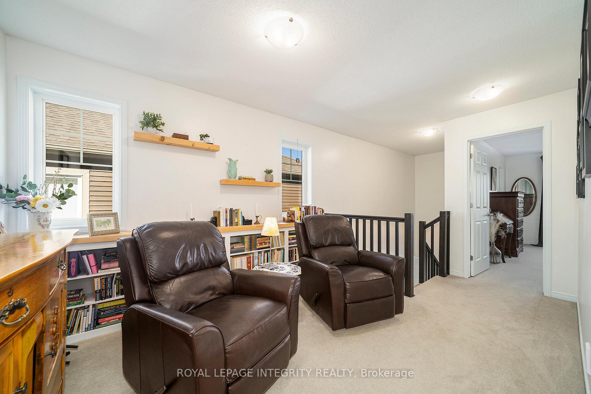 Photo 12 of 19 Riddell Street, Carleton Place — HOMEH