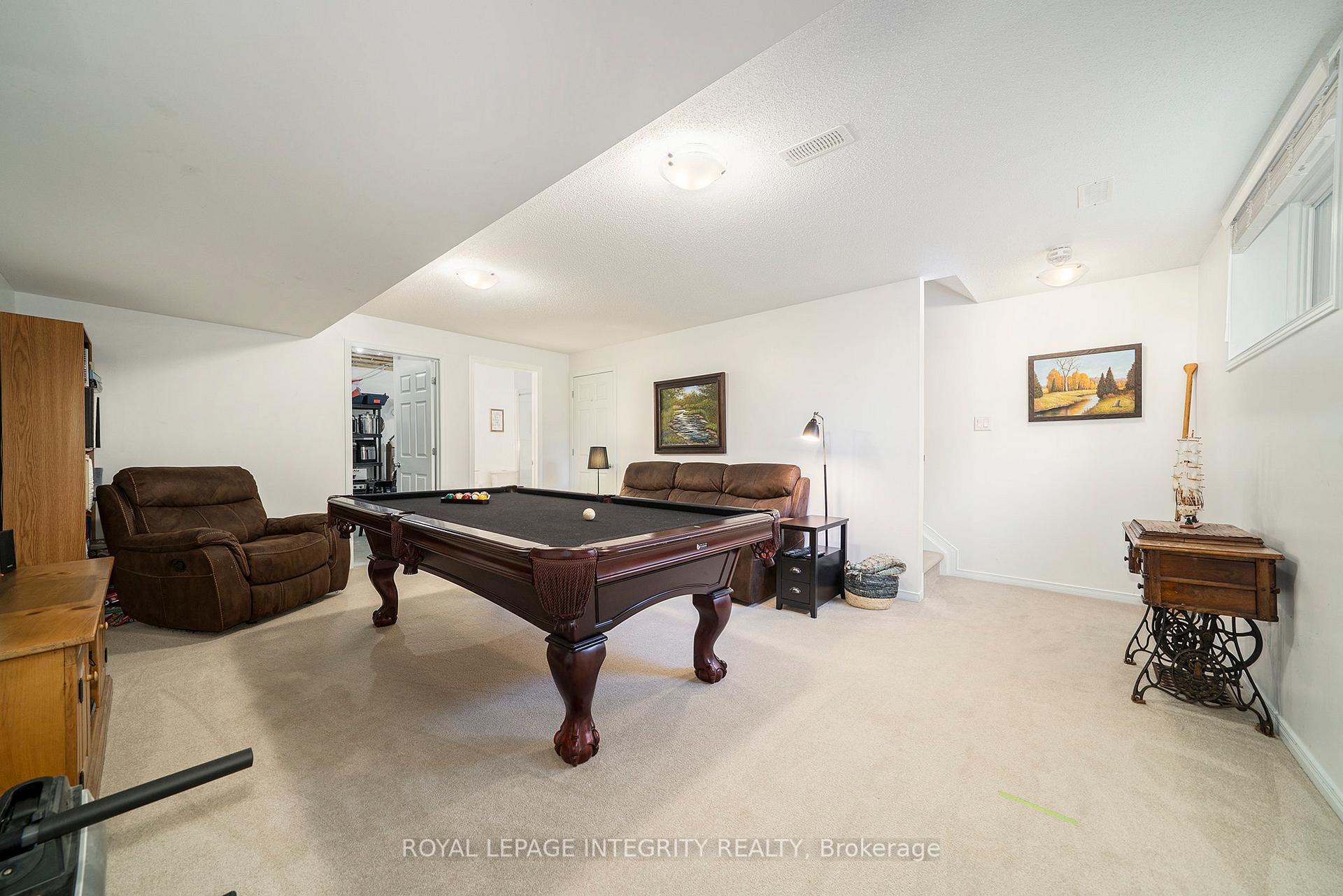Photo 17 of 19 Riddell Street, Carleton Place — HOMEH