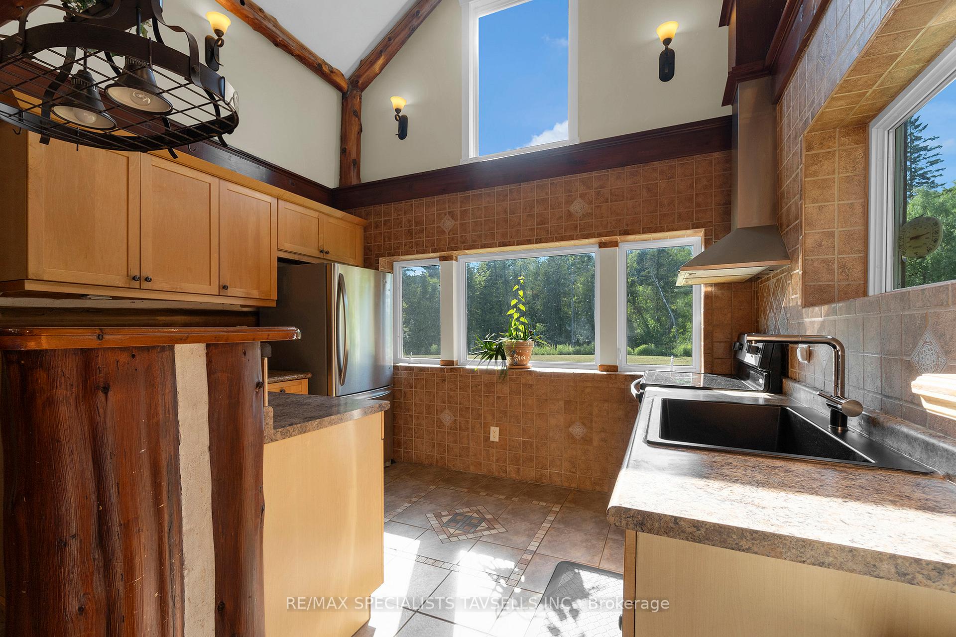Photo 13 of 16042 Kennedy Road, Caledon, Rural Caledon — HOMEH