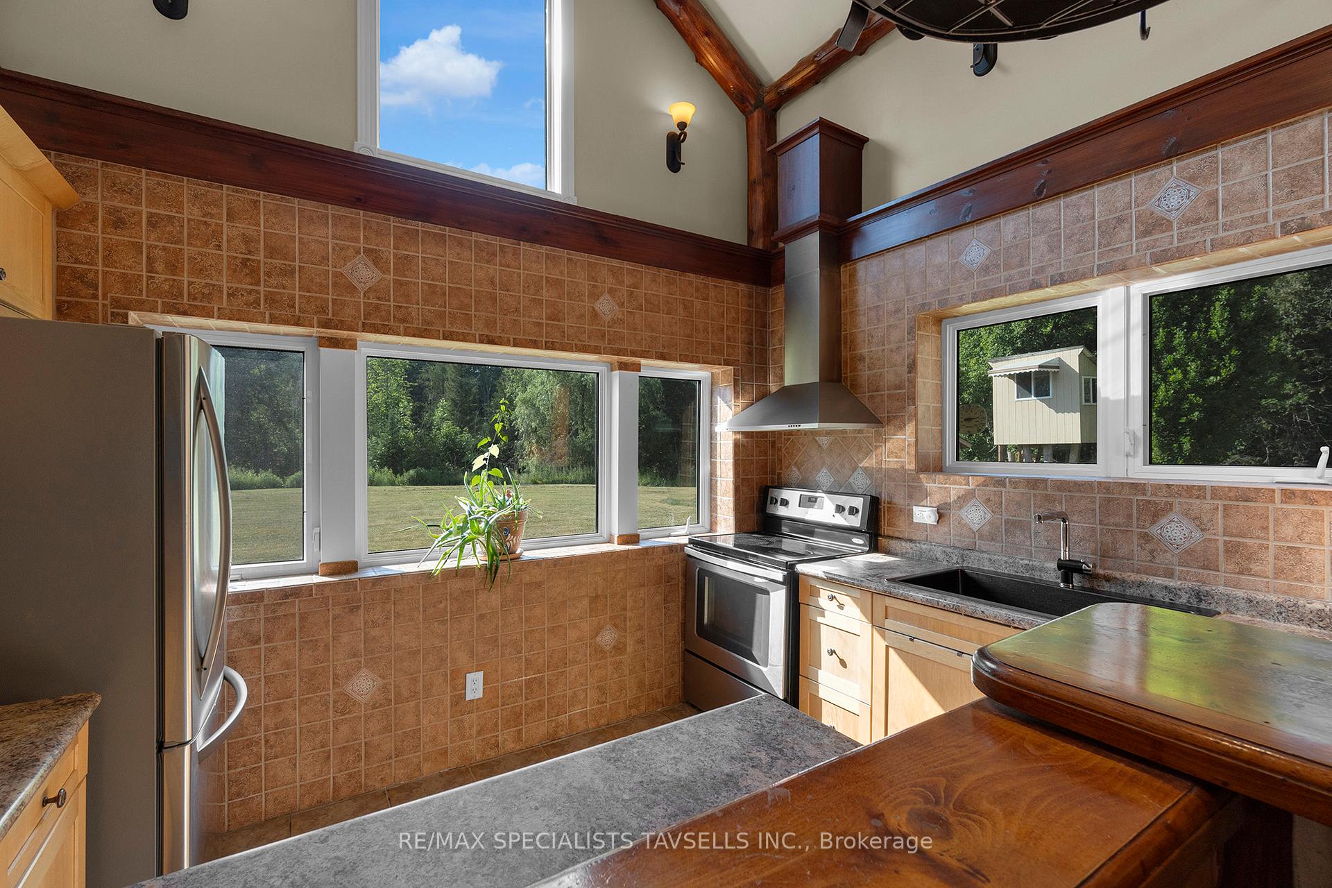 Photo 14 of 16042 Kennedy Road, Caledon, Rural Caledon — HOMEH