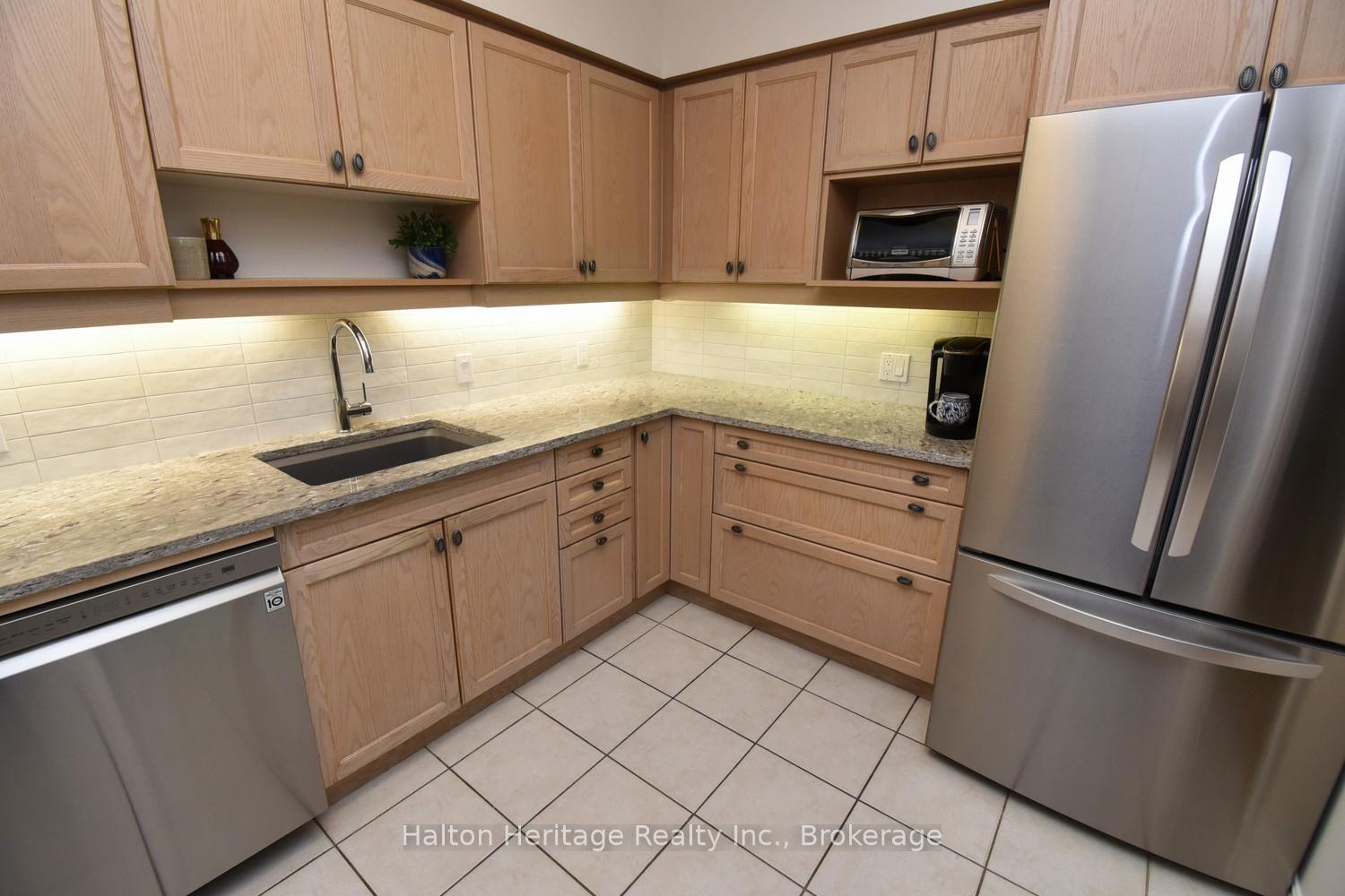 Photo 17 of Unit 509, 77 Governors Road, Hamilton, Dundas — HOMEH