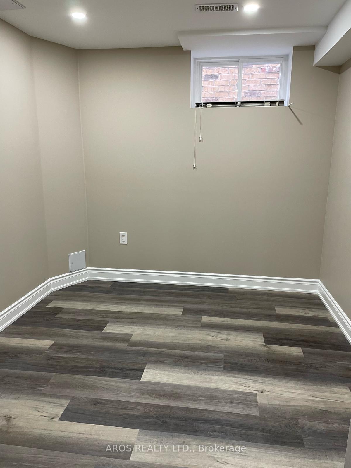 Photo 2 of Unit Basement, 469 Dougall Avenue, Caledon, Rural Caledon — HOMEH