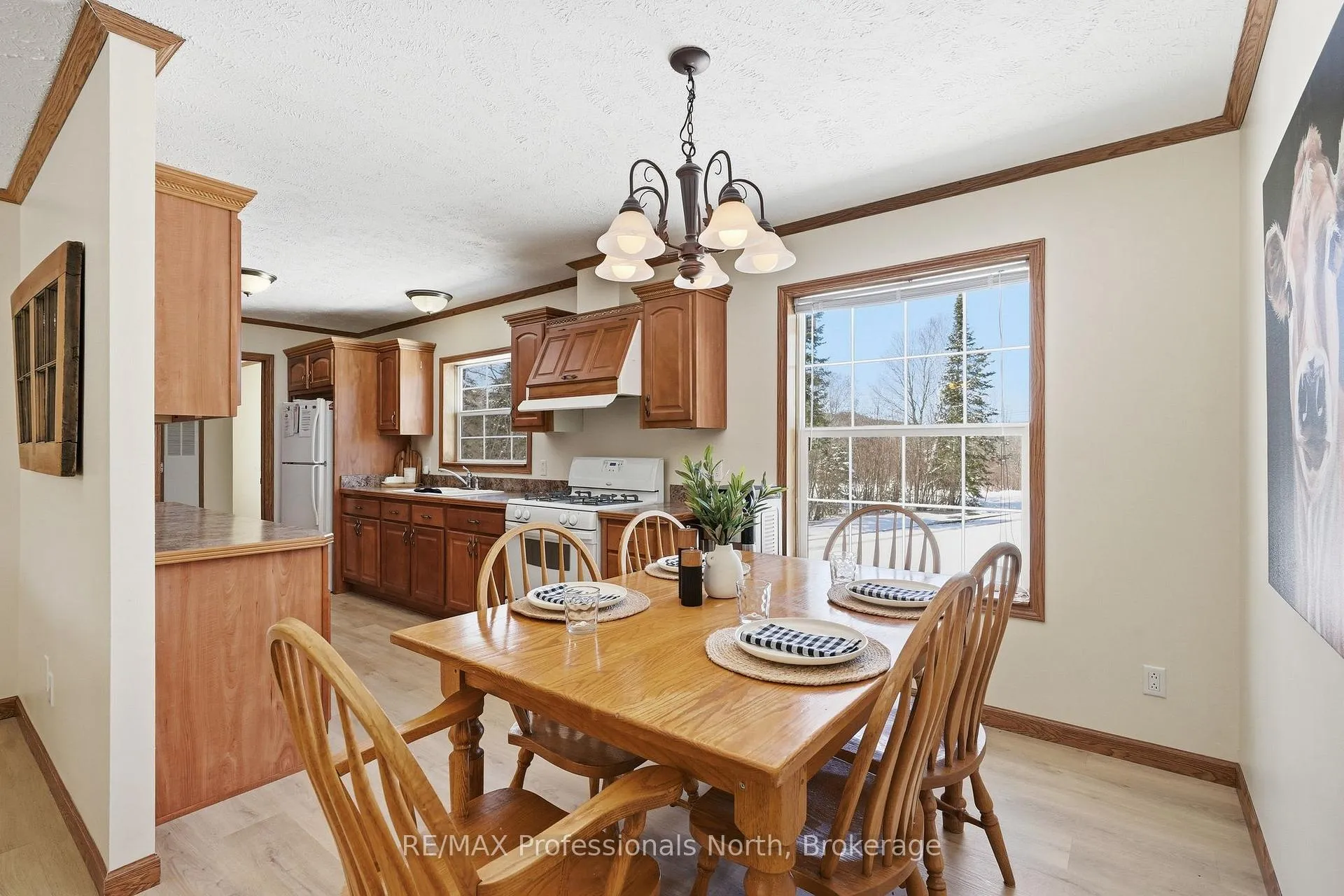 Photo 11 of 537 Spring Hill Road W, Ryerson — HOMEH