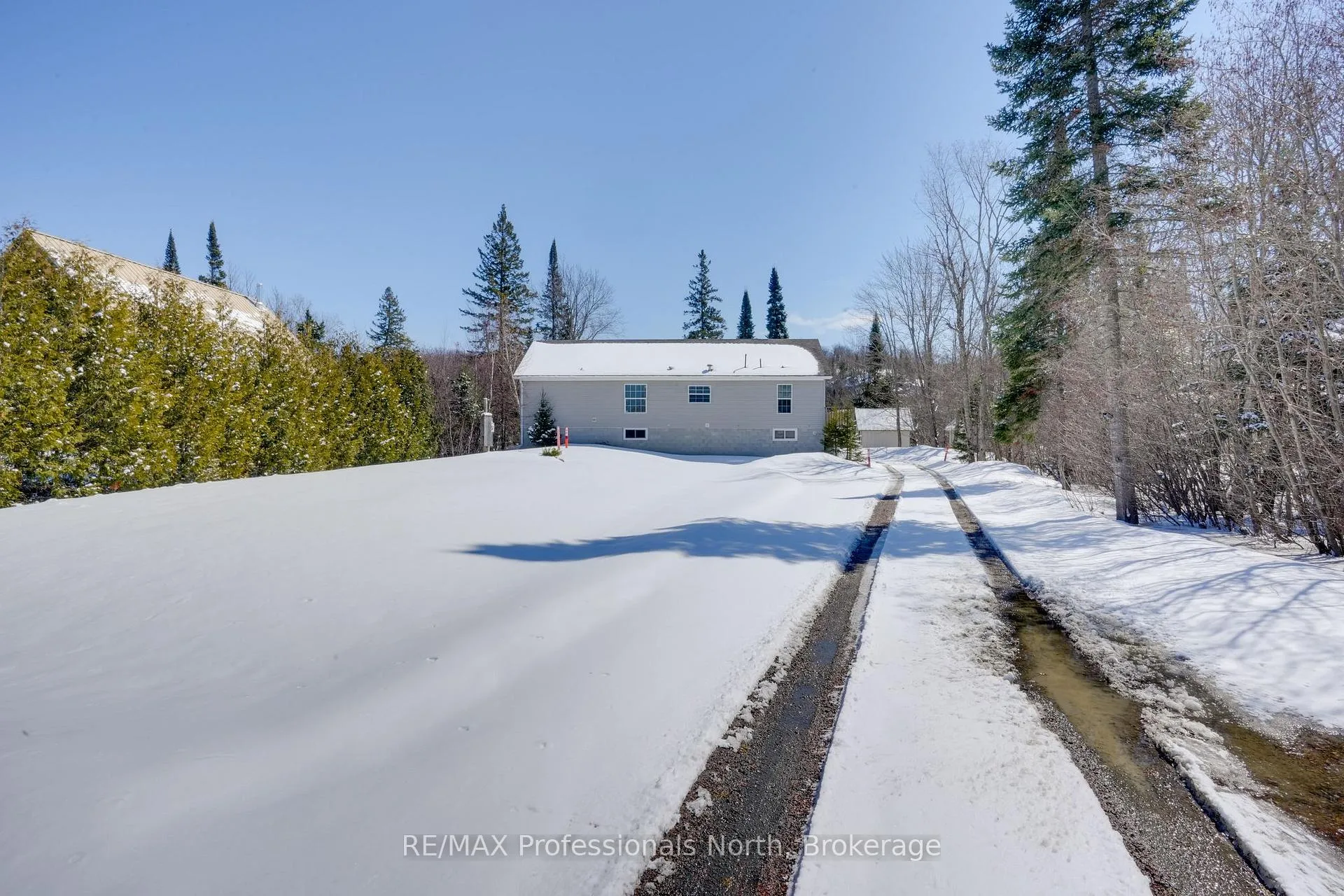 Photo 24 of 537 Spring Hill Road W, Ryerson — HOMEH