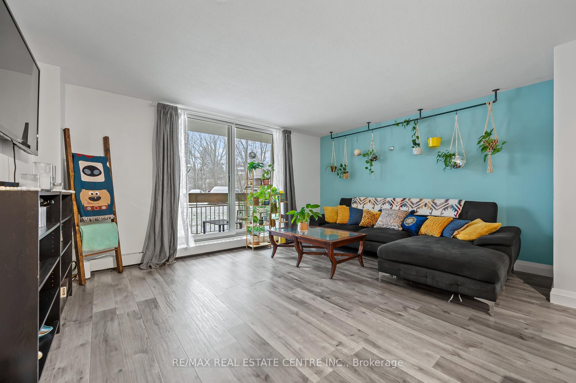 Photo 5 of Unit 141, 350 Quigley Road, Hamilton, Vincent — HOMEH