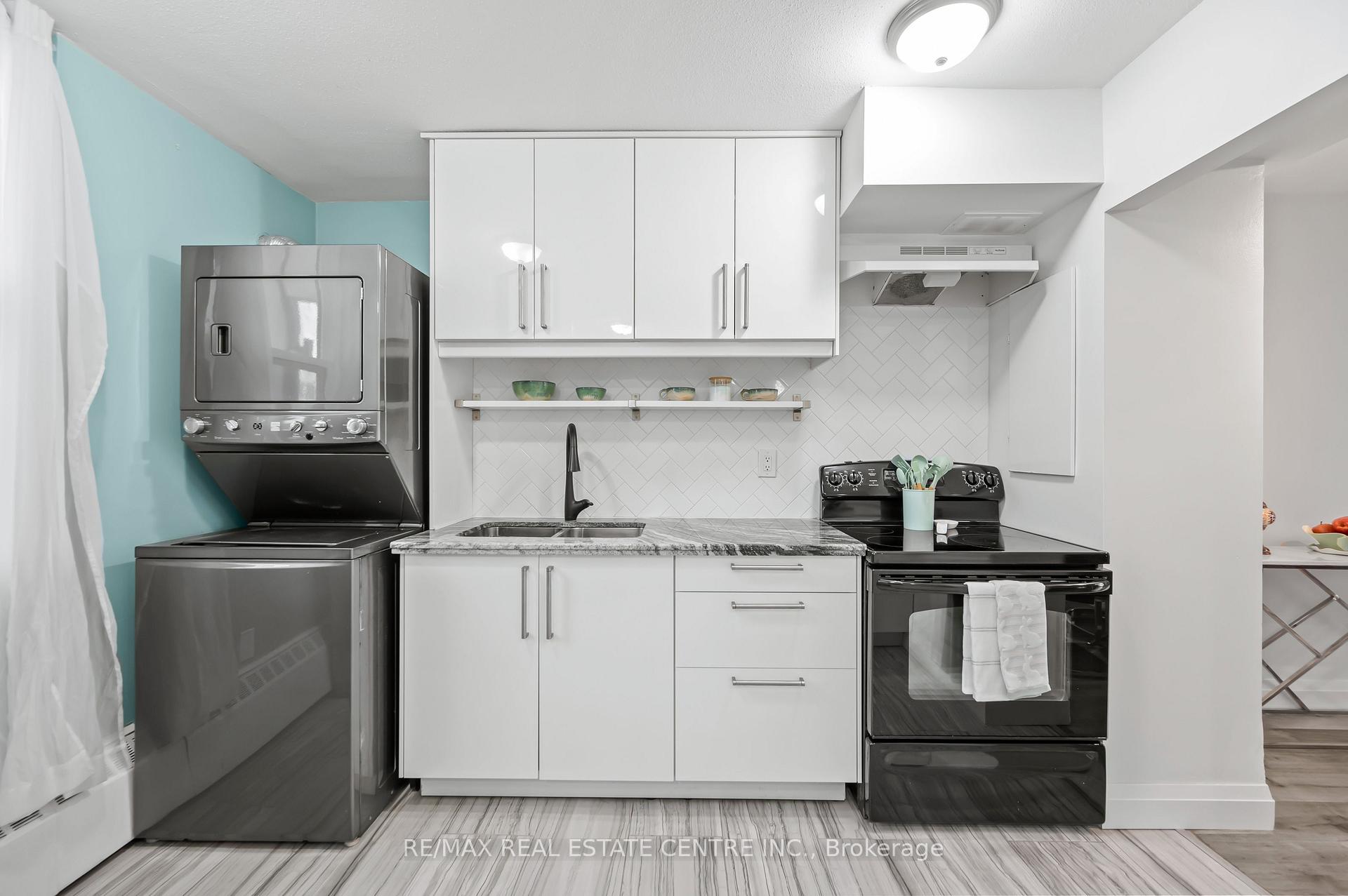 Photo 10 of Unit 141, 350 Quigley Road, Hamilton, Vincent — HOMEH