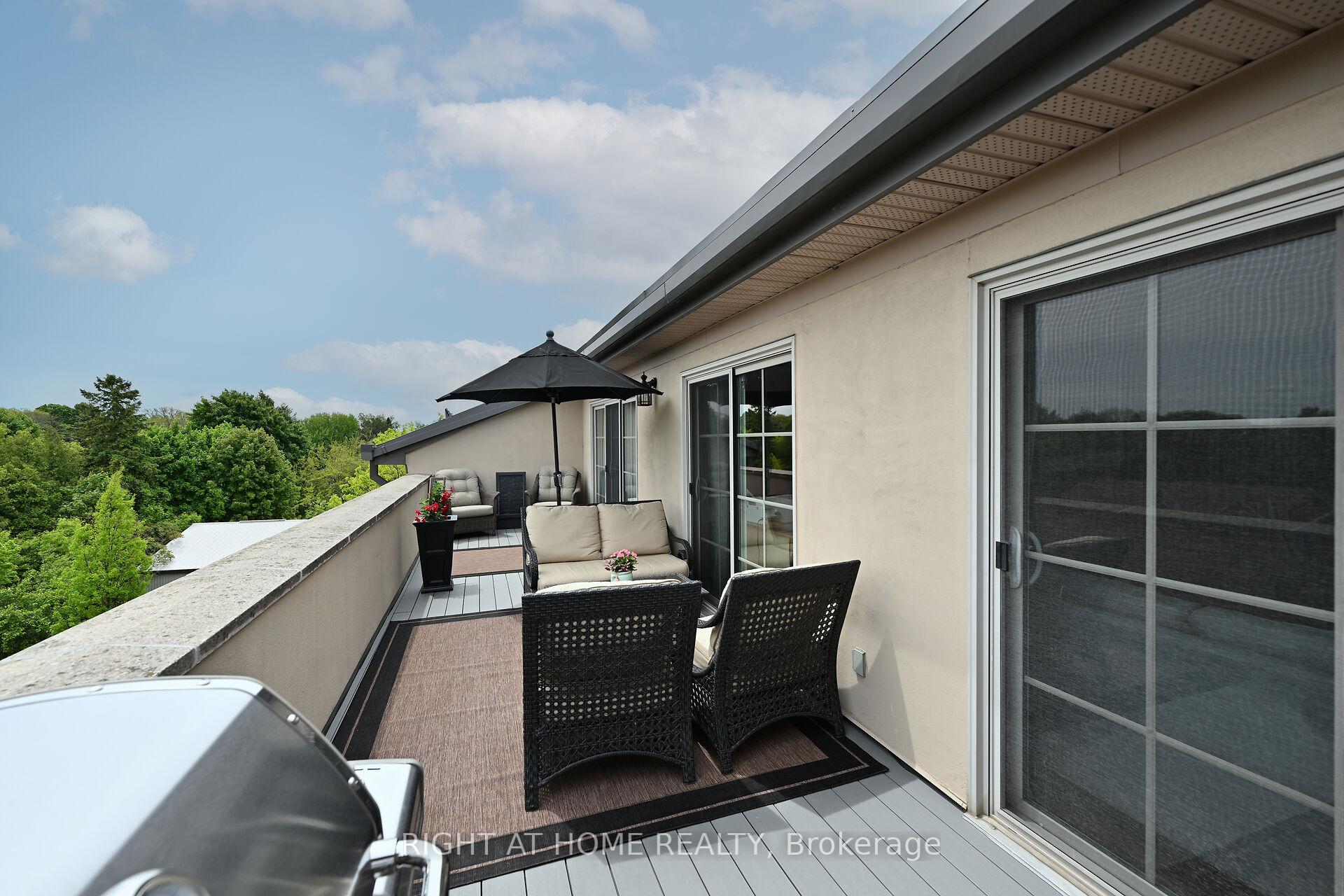 Photo 14 of Unit 403, 262 Dundas Street E, Hamilton, Waterdown — HOMEH