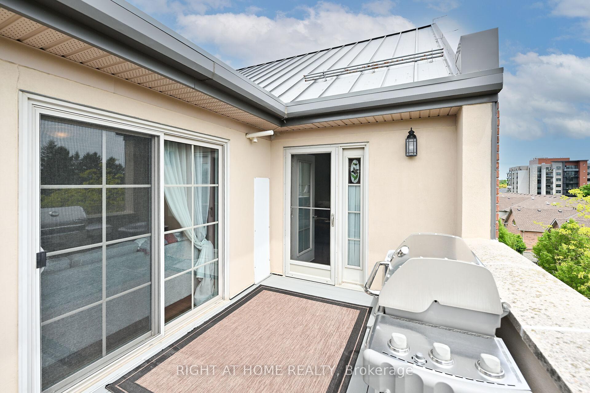 Photo 17 of Unit 403, 262 Dundas Street E, Hamilton, Waterdown — HOMEH