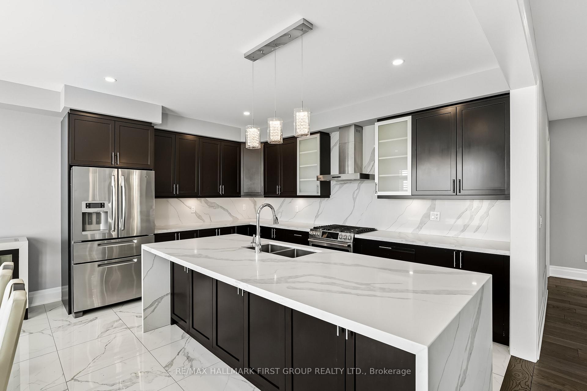 Photo 13 of Unit Main & Upper, 19 Purdy Place, Clarington, Bowmanville — HOMEH