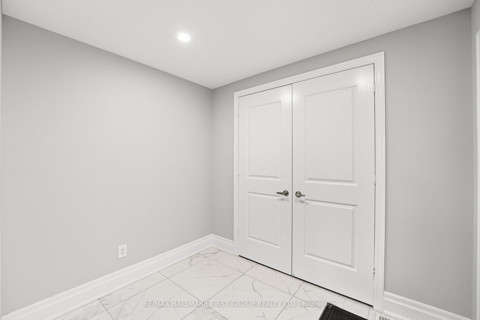 Photo 21 of Unit Main & Upper, 19 Purdy Place, Clarington, Bowmanville — HOMEH