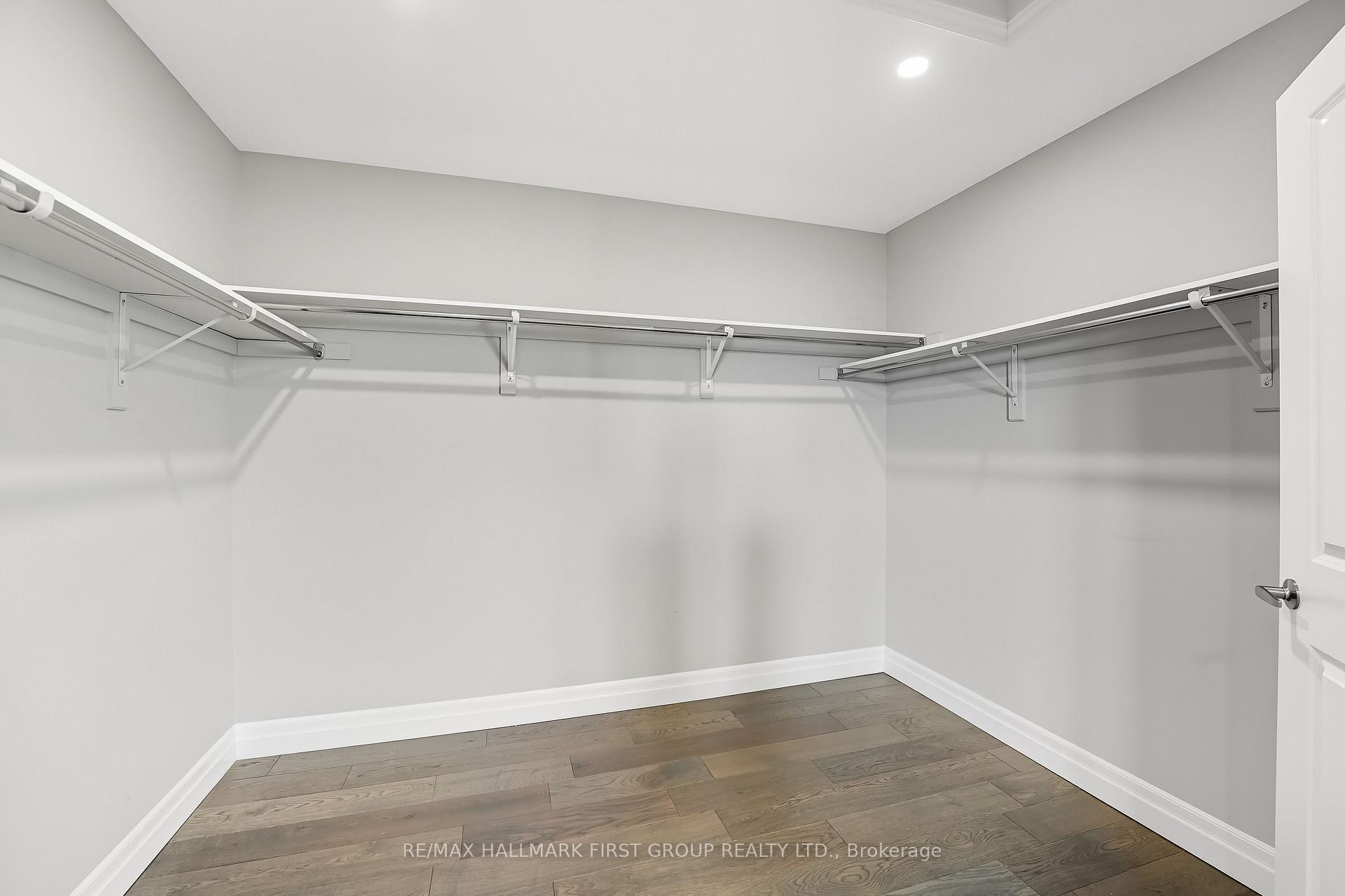 Photo 33 of Unit Main & Upper, 19 Purdy Place, Clarington, Bowmanville — HOMEH
