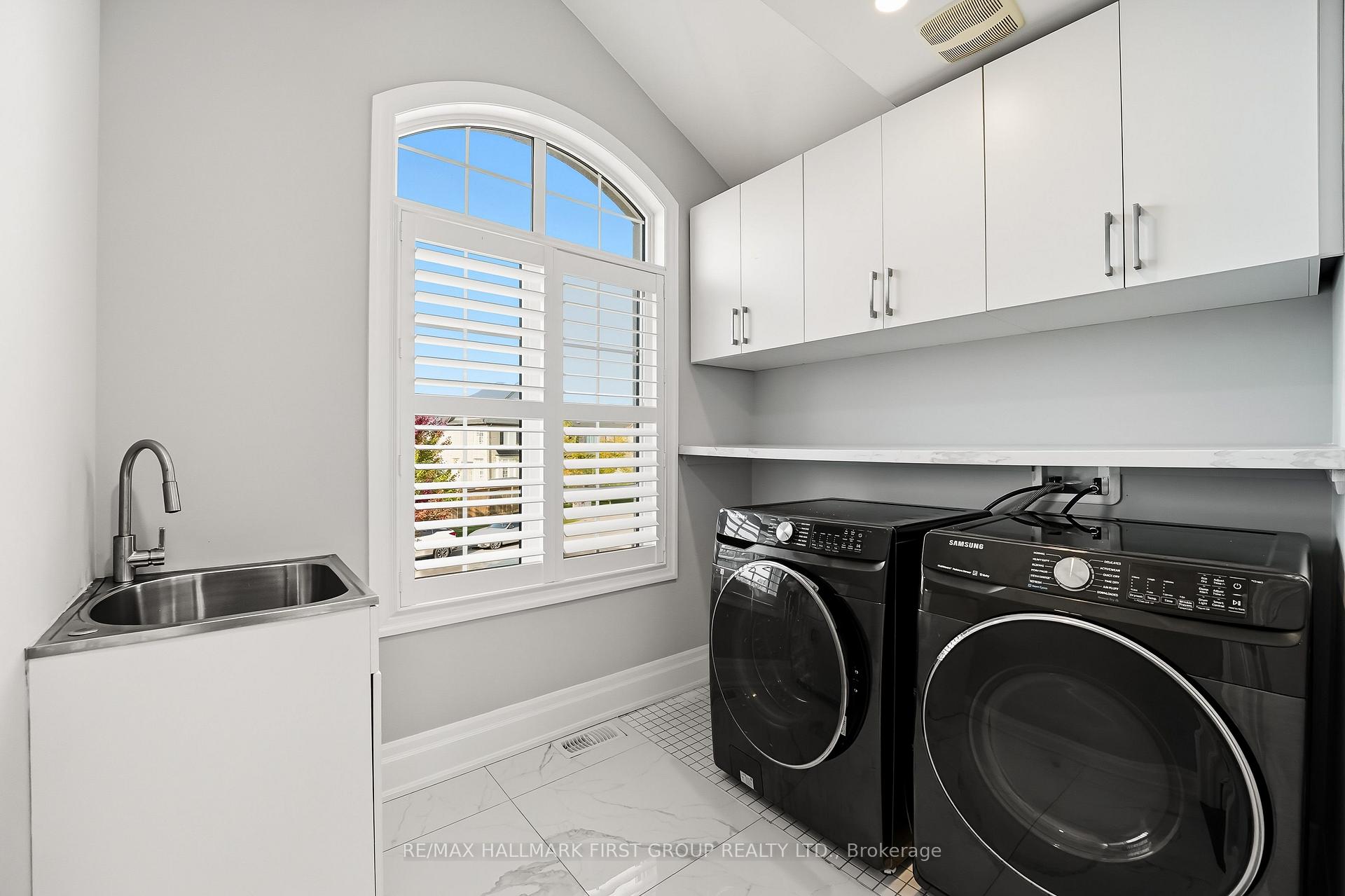 Photo 48 of Unit Main & Upper, 19 Purdy Place, Clarington, Bowmanville — HOMEH