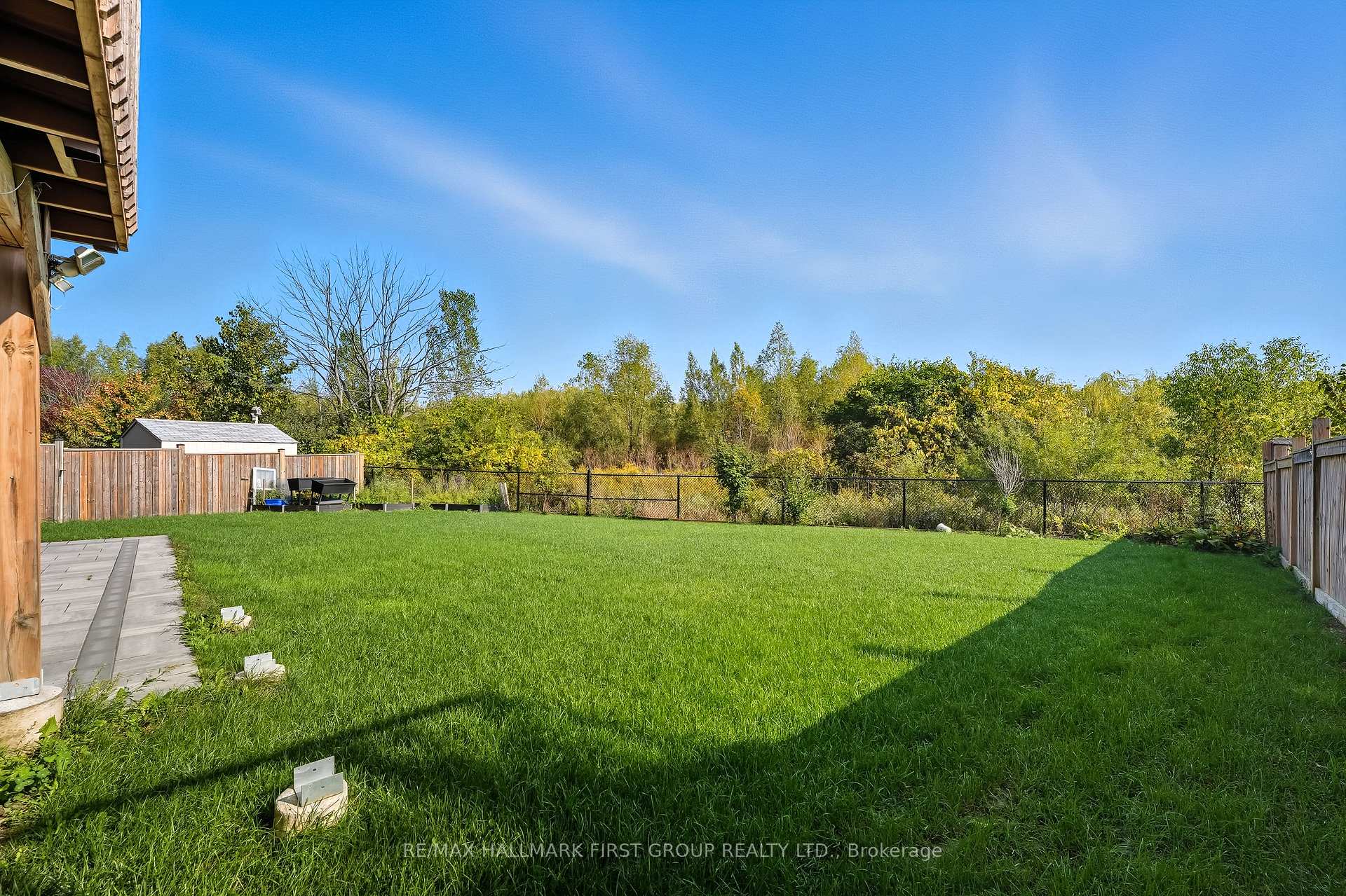 Photo 46 of Unit Main & Upper, 19 Purdy Place, Clarington, Bowmanville — HOMEH