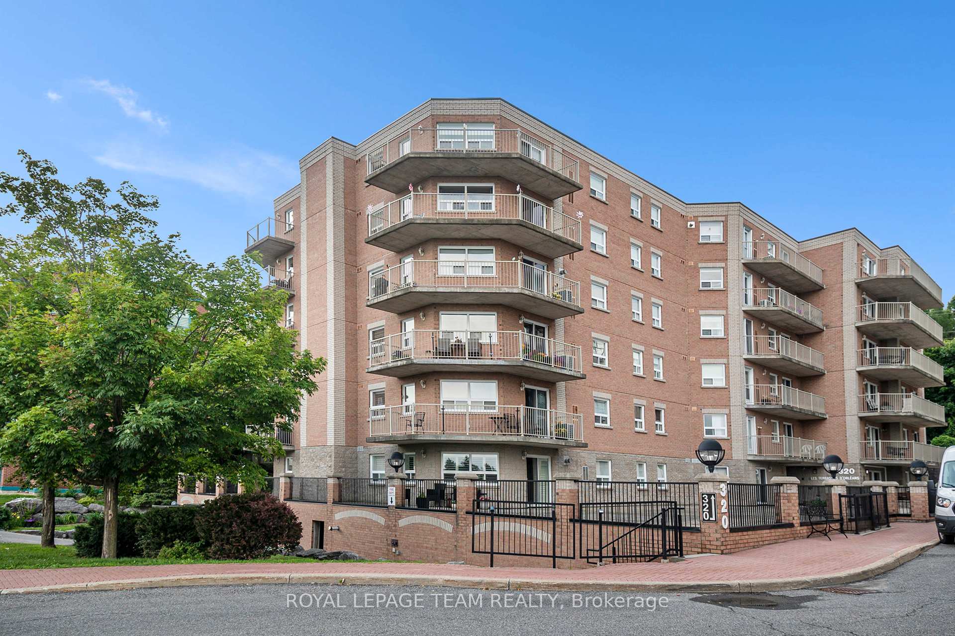 Photo 1 of Unit 507, 320 Centrum Boulevard, Ottawa, Bilberry Creek/Queenswood Heights — HOMEH
