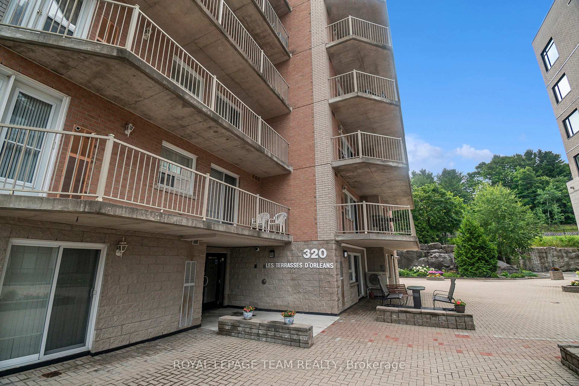 Photo 2 of Unit 507, 320 Centrum Boulevard, Ottawa, Bilberry Creek/Queenswood Heights — HOMEH